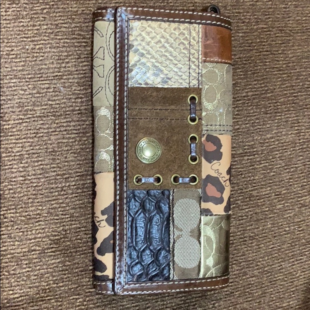 Coach wallet with mixed fabrics (like new)